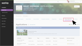 A student's profile in Xellowith the cursor clicking the College Applications tab.
